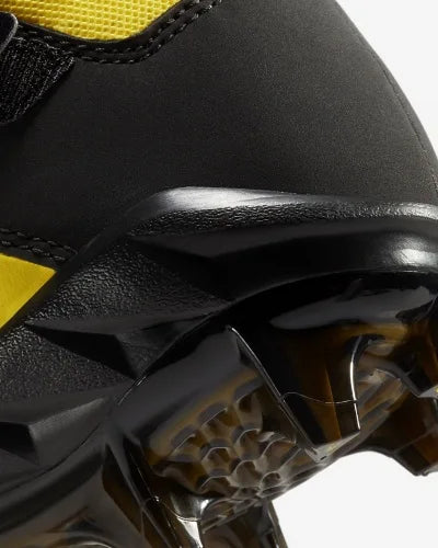 Nike Alpha Menace Pro 2