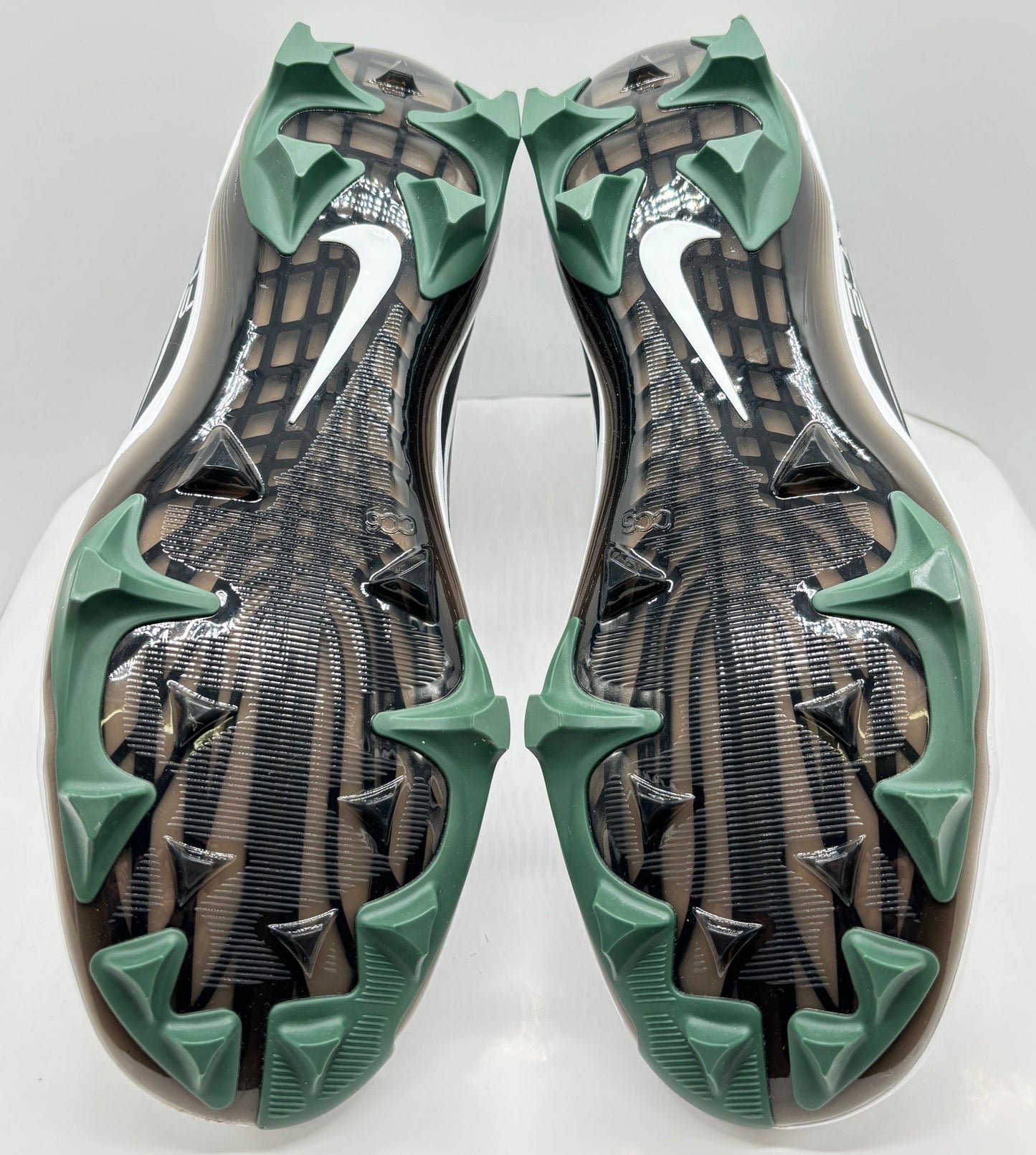 Nike Force Savage Pro 3