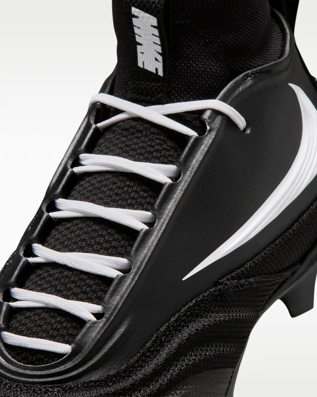 Nike Alpha Menace 5 Pro