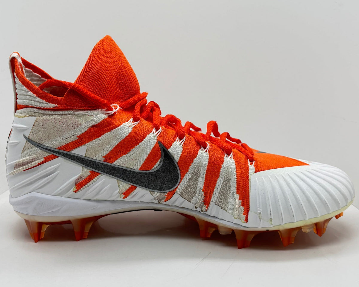 Nike Alpha Menace Elite
